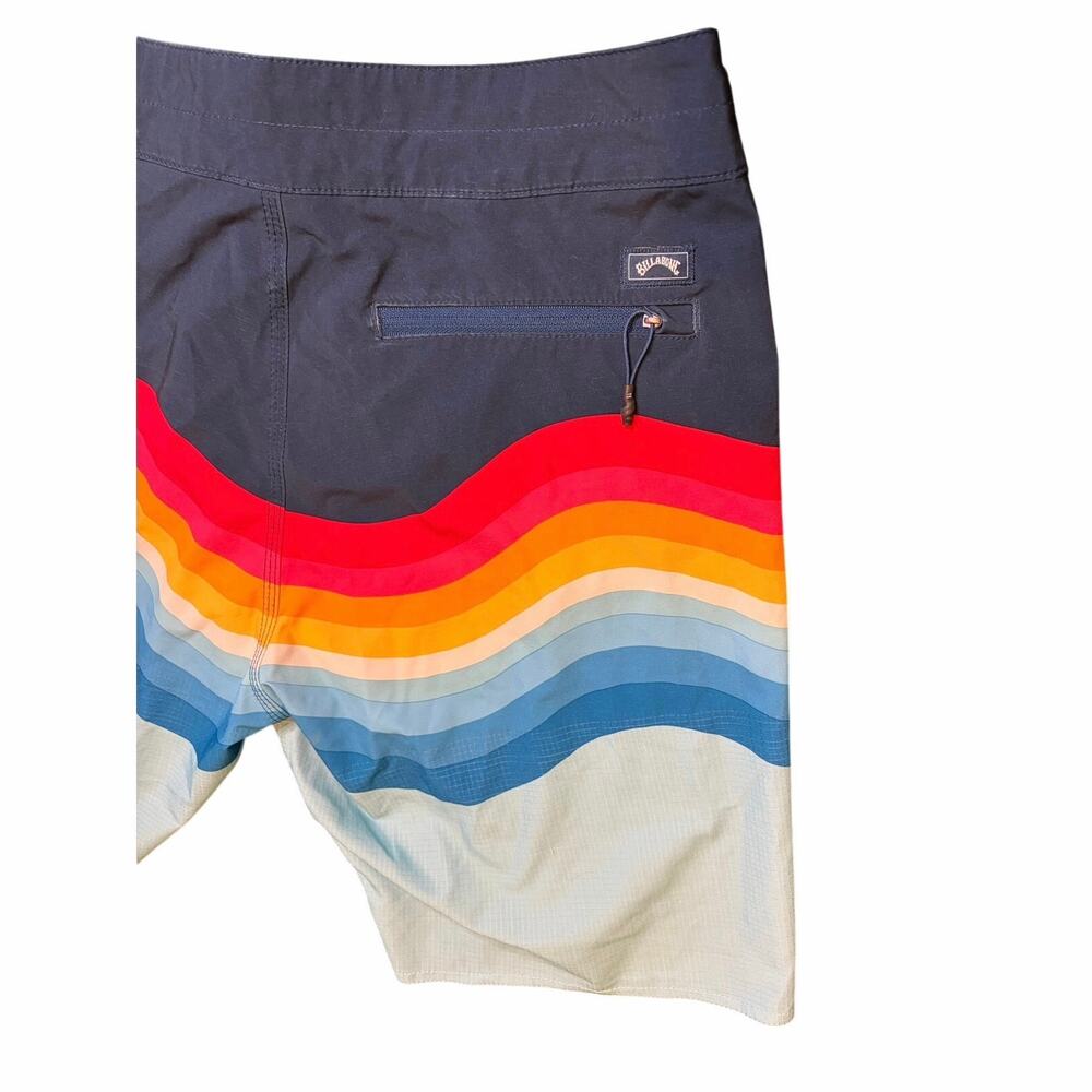 BILLABONG Men's Board Shorts T STREET AIRLITE - Blue Stripes - Size 30 - Picture 7 of 11